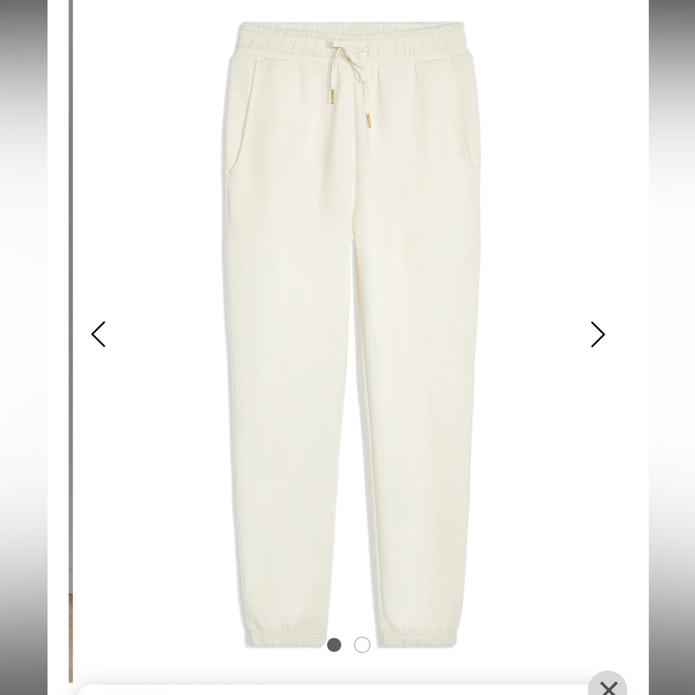 Off White Sweatpant set